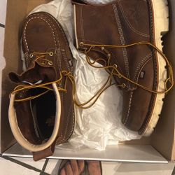 Thorogood Size 10.5 Steel Toe Work Boots