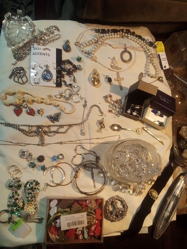 Life Time Supply Of Costume Jewelry 