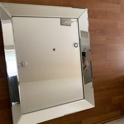Mirror Solid