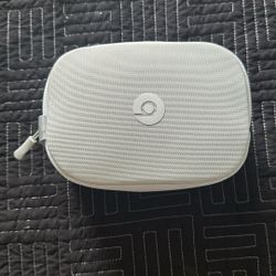 Beats Solo 4