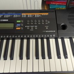 YAMAHA PSR-E253 61 Key Portable Keyboard Electronic