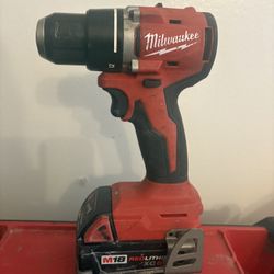 Milwaukee Drill Driver 