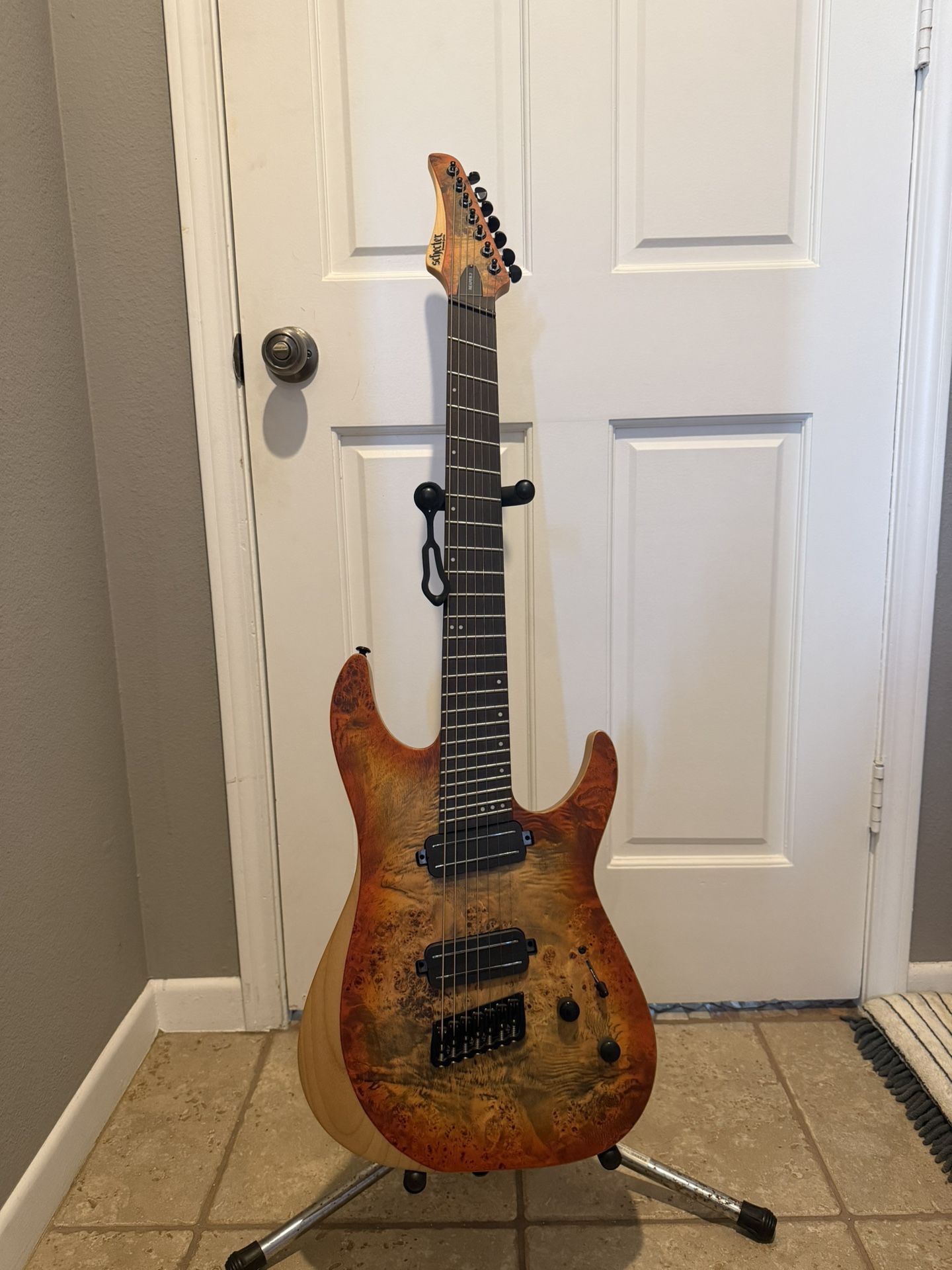 Schecter Reaper-7 Multiscale (Fanned Fret) – Great Condition