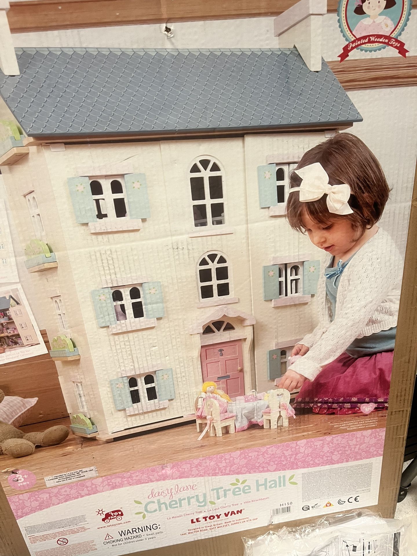 Le Toy Van Cherry Tree Hall doll house Furniture for Sale in Santa Monica CA OfferUp