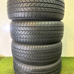 V525  215 55 17 94H  Firestone All Season  4 Used Tires 80%-90% Life 