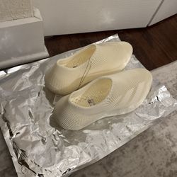 Adidas Climacool “Offwhite” Size 11.5