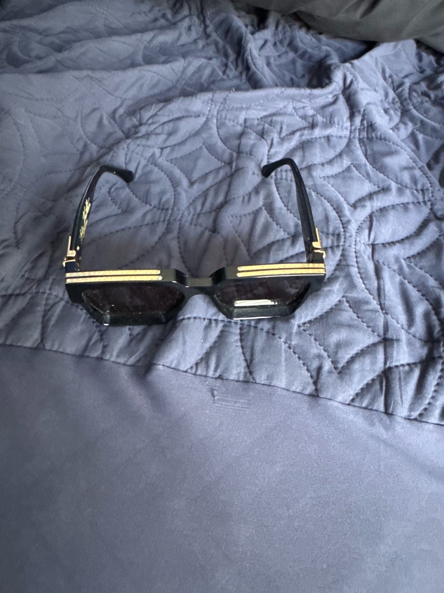 Louis Vuitton Black and Gold Oversized Square Sunglasses Louis Vuitton Clash Square Sunglasses main image 2