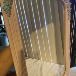 Girls mirror