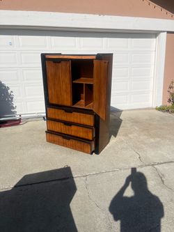 Armoire
