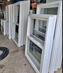 White Vinyl Double Hung Windows – Lot