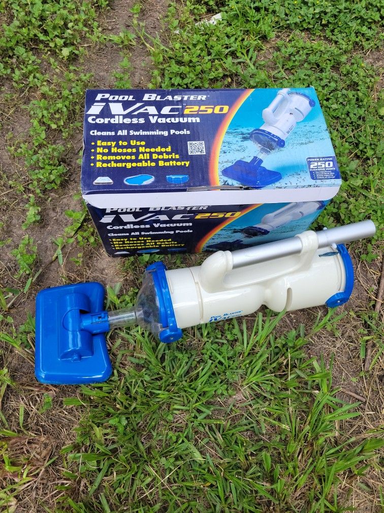 Pool Blaster Ivac250 Cordless Vacuum