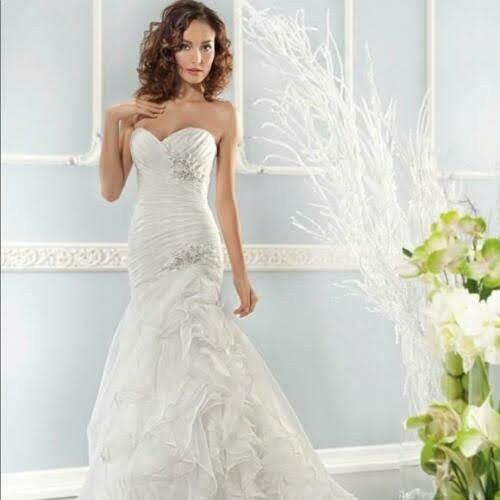 Cosmobella Ivory Bridal Dress Wedding Gown size 8 style 7500