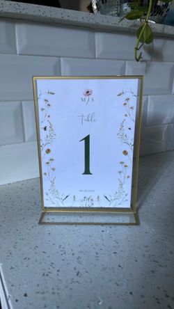 23 Pack Gold Acrylic Double Sided Vertical Sign Holders 4x6 Inch