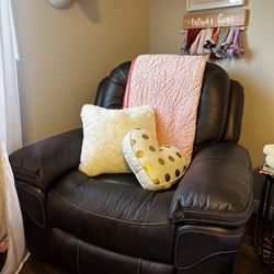 Recliner/Rocking Chair