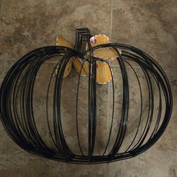 Wire Crafting Pumpkins, NEW