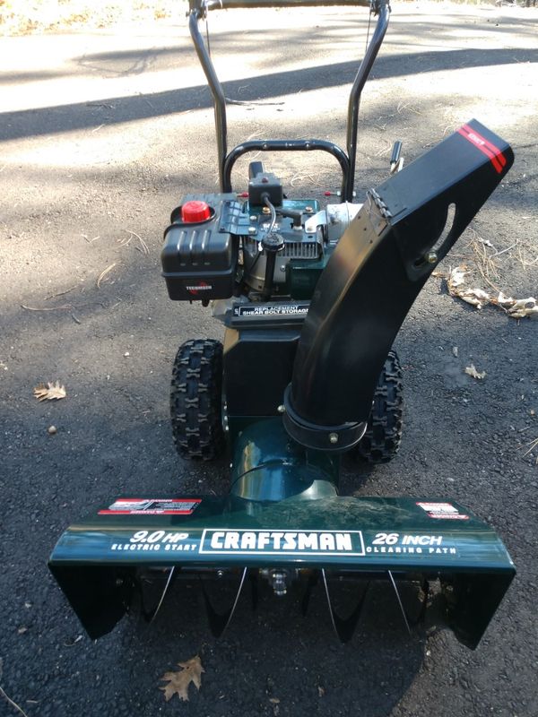 Craftsman 26 inch 9 hp snow blower. for Sale in Camino, CA OfferUp