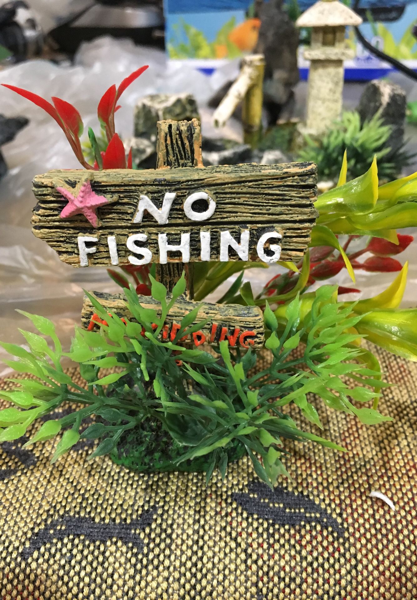No fishing Fish tank decoration