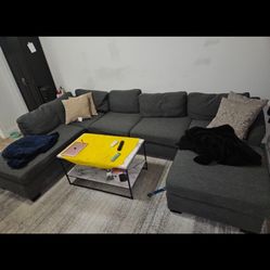 Moving Sale***Grey Sectional U Shape