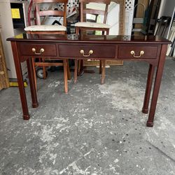  Vintage Solid wood console/entryway table!  L47xD12xH29”