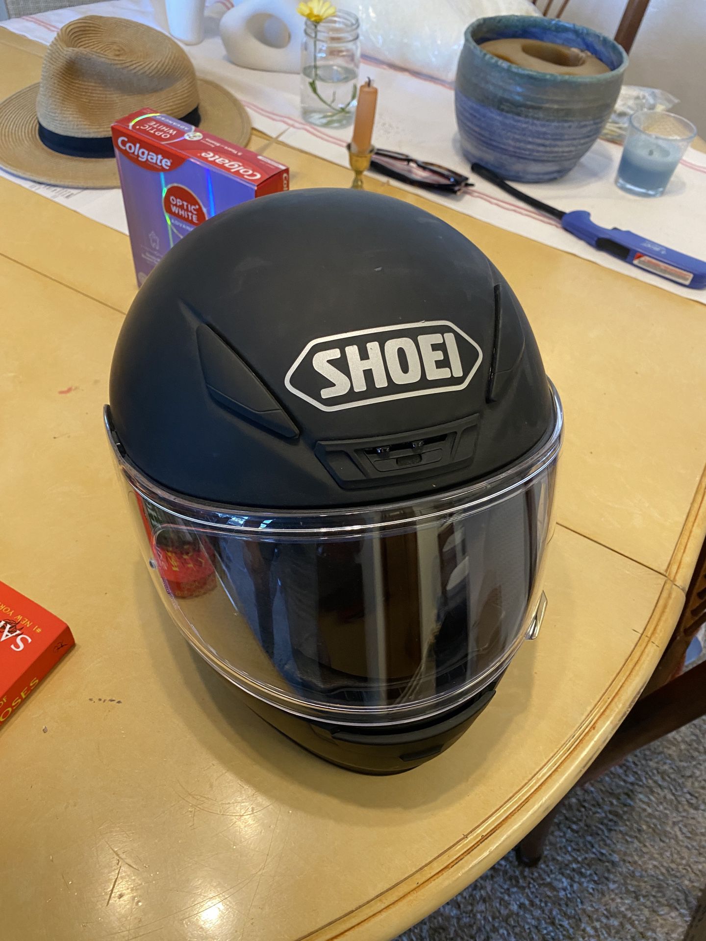 Shoei Motorcycle Helmet • Size Large
