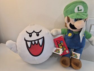 Official Nintendo Plushies - Boo & Luigi