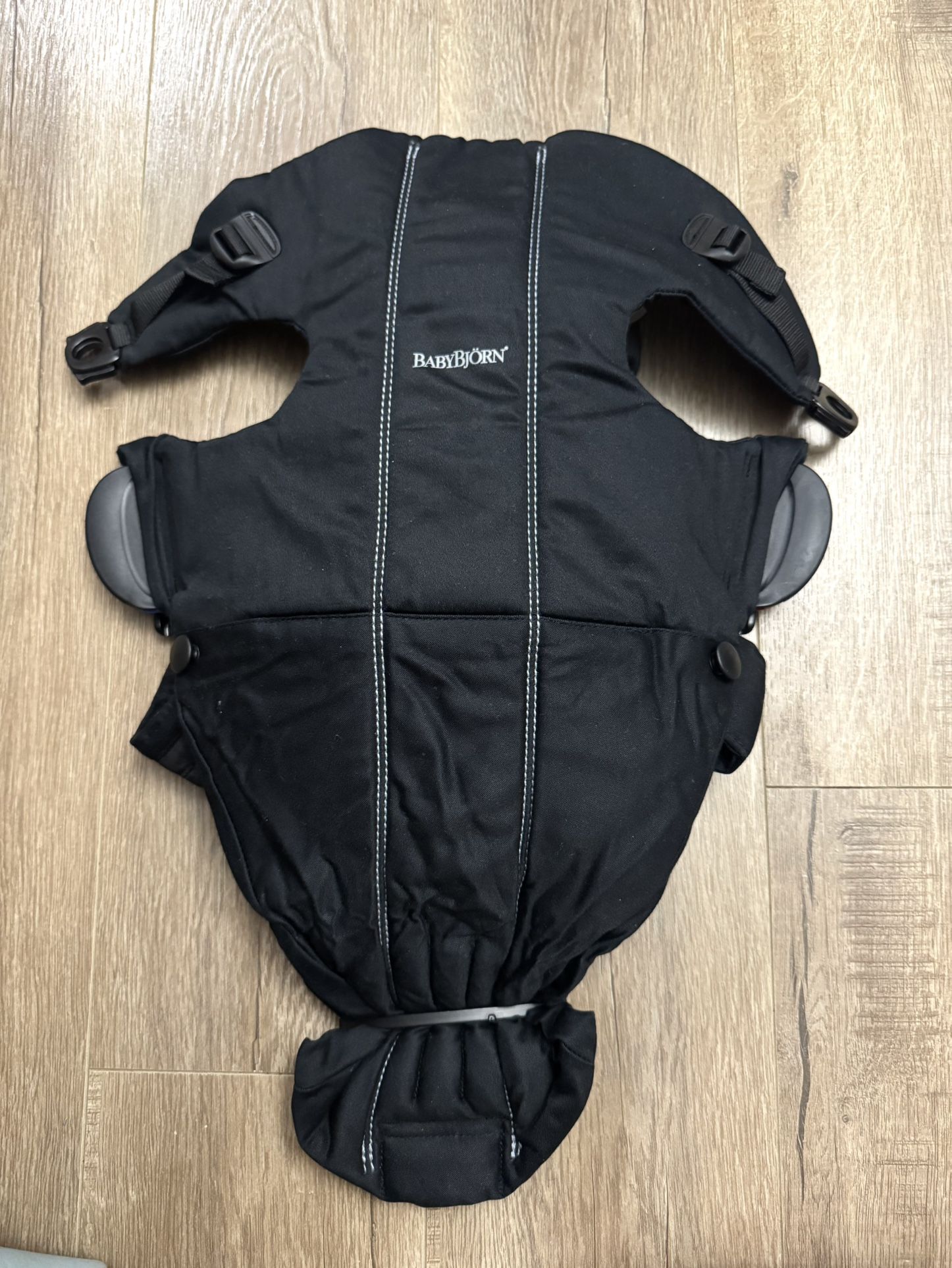 Baby Bjorn Baby Mini Carrier- NEW