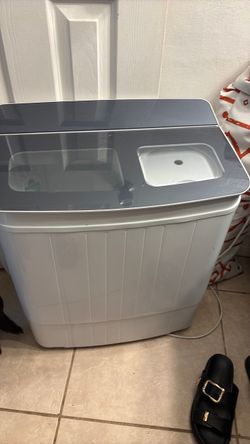 Small washer machine