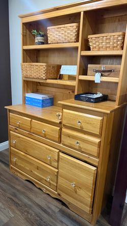 Dresser with hutch
