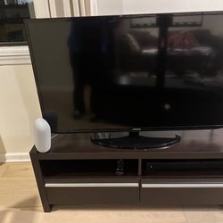 Samsung TV, 46in (Washington DC, Foggy Bottom)