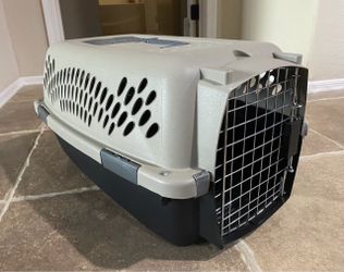 SMALL PET CARRIER