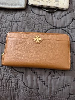 Tory Burch wallet