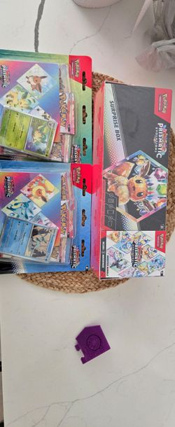 Pokemon  prismatic evolution bundle