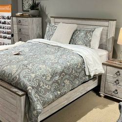 💥Willowton Whitewash Sleigh Bedroom Set |

💥👈Financing Available Only $10 Down Payment🥳