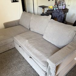 Couch w/ pull out sleeper