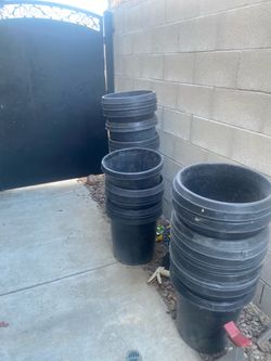Plastic plant buckets