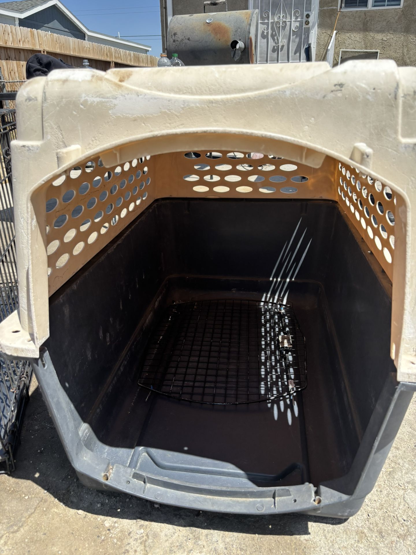 Brown Dog Kennel