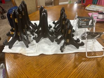 Collection of 16 different size easels