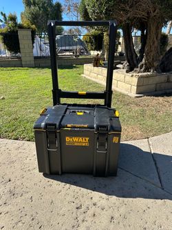 DeWalt ToughSystem 2.0 Rolling Tool Box