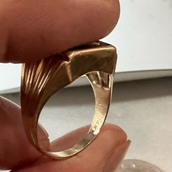 Anillo de oro de14kilates oro masizo