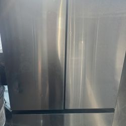 REFRIGERATOR SAMSUNG 36” 4 Doors 