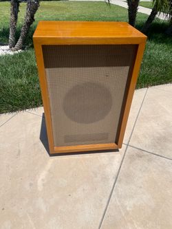 Vintage mid century  Stephen’s tru-sonic 206AXA 15 inch