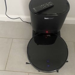 RoboVac 