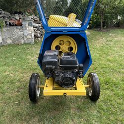 9.5 Cement Mixer Almost New Been Used Three Times. 