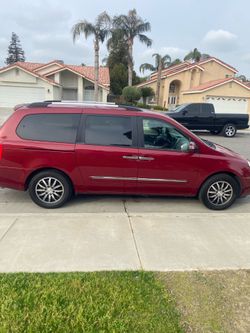 2012 KIA Sedona