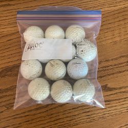 A Dozen Titleist Pro V1/ Titleist Pro V1x Golf Balls – Clean – Good Condition