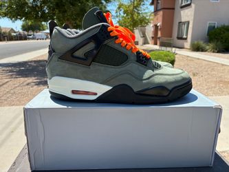 Jordan 4 Undefeated men’s size 10