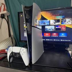 PS5 Slim 1TB Digital Almost New 