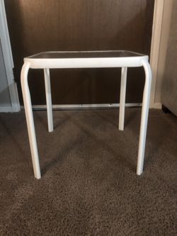 Chair & Whilte Board 