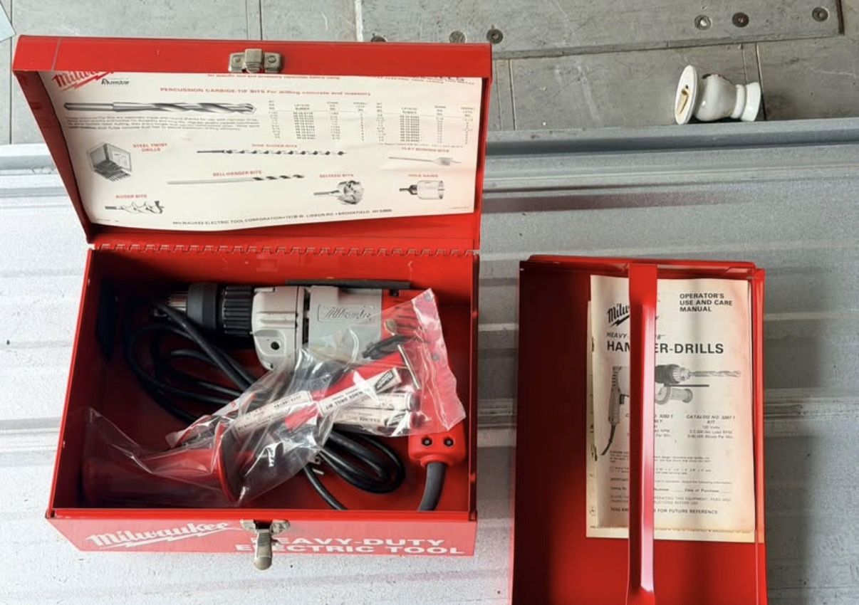 Milwaukee, 0222-1, Electric Drill, Heavy Duty, Reversing, 3/8" Chuck NEW