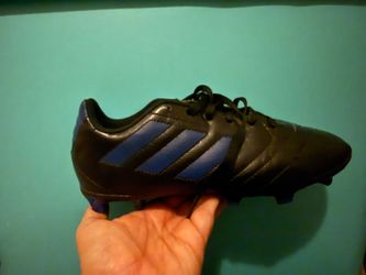 Boys Adidas soccer cleats